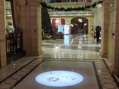 -泉城欧乐堡戏水湾艺术养生温泉