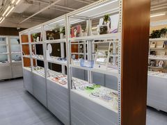 -无奔眼镜·蔡司·依视路授权店(马家堡店)