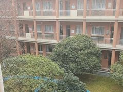 -华东师范大学第二附属中学(张江校区)