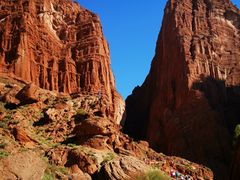 -天山神秘大峡谷