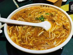 酸辣汤-叶派龙虾•招牌香辣蟹·海鲜(中海国际店)