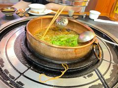 -阿山卓·野生菌火锅·纳西火塘烤肉