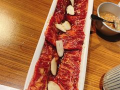 -炼火烤肉店