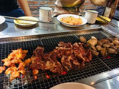 -马路牙子烧烤音乐酒馆(望京店)