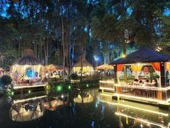 -二荆条·蜀鲜汇城市森林火锅