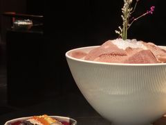 -左庭右院鲜牛肉火锅黑金店(陆家嘴中心店)