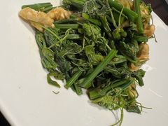 -湖畔鲁菜·二十年老字号餐厅(大明湖店)
