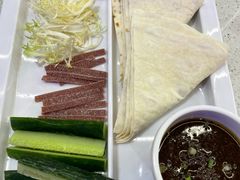 虾仔沫合酱-巧克力渔家.小船海鲜胶东菜(三浴场店)