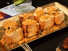 烤肉松油条-何师烧烤Pro ·江湖川菜·小龙虾·精酿啤酒(太古里旗舰店)