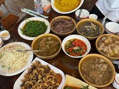 -汤锅大王(新平曹苏黄牛汤锅有限公司)