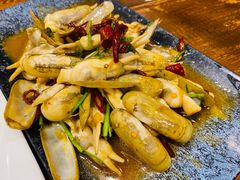 -老东镇啤酒屋海鲜加工·蒸汽海鲜·海鲜烧烤(台东店)