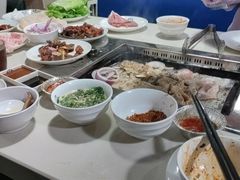 -爱客得牛排海鲜烤肉·火锅自助(春熙路黑金好店)