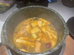 -芸山季·云南山珍菌火锅(人民广场来福士店)