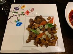 -大理实力希尔顿酒店御璽中餐厅YUXI – CHINESE RESTAURANT