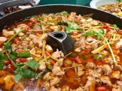 鸿鹤鲜锅兔-椒小兔·盐帮川菜中餐厅(金沙时代广场店)