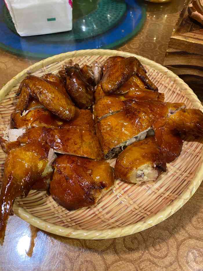 荔园农庄(光大路店)-"藏的比较深的一家农家菜.环境非常不错,.