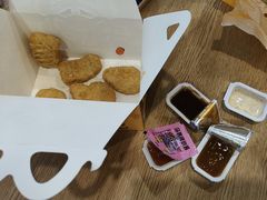 -麦当劳(中二横路店)