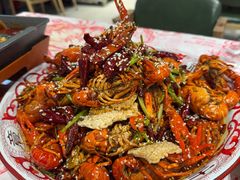 -老班长·小龙虾·鲜货烧烤大排档(金街美地店)