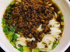炸酱粉-肆姐面粉馆(坡子街店)