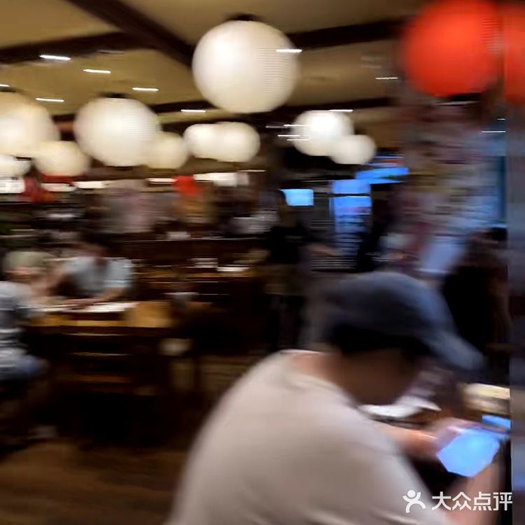 🥘烤肉火锅：舌尖热辣与鲜香的碰撞🎉