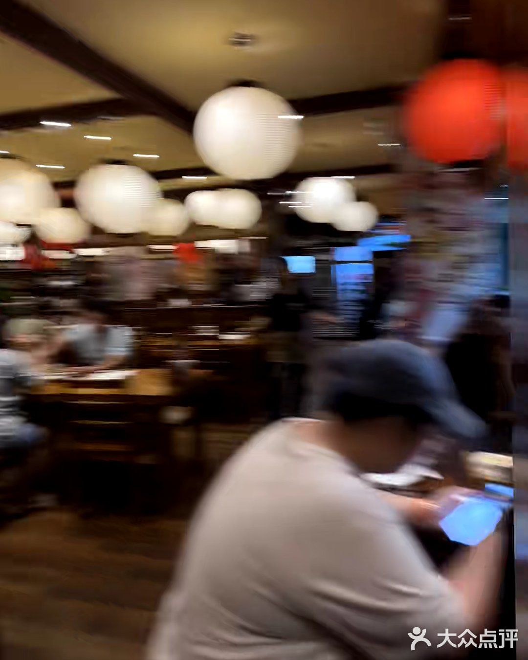 🥘烤肉火锅:舌尖热辣与鲜香的碰撞🎉