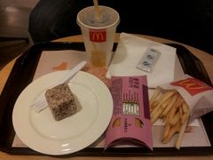 -麦当劳(龙洞店)