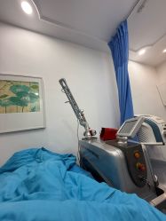 -广州健丽·去眼袋医疗美容机构