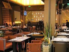 -洛缦音乐餐厅(工业展览馆万象城店)