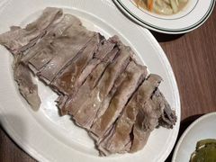 手抓羊肋条肉-贯贯吉·清真餐厅(浙江中路店)