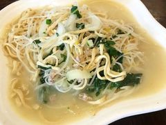 翅汤奶白伊面-澳门西南饭店·粤菜·茶市·手工点心(华海路店)