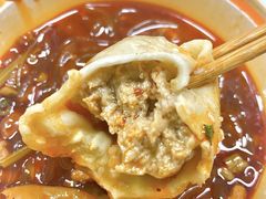 -小杨生煎(金山百联购物中心3楼店)