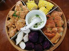 -黄桷树曹家私房菜(江与城店)