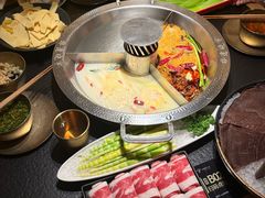 -晓宇重庆火锅(西安荟聚店)