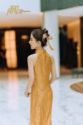 -艾米丽婚纱礼服