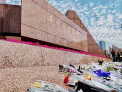 -上海市龙华烈士陵园