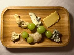 -La Villa French Restaurant