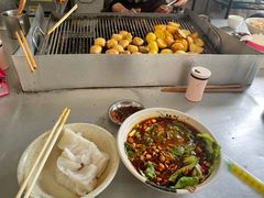 -余庆小吃(小吃一条街店)