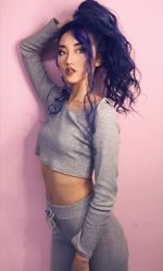 -变画·发型STUDIO