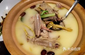 Old-style Dried Bamboo Shoot and Old Duck Stew