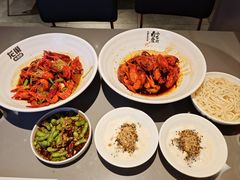 -龙巢盱眙龙虾·牛蛙·烧烤宵夜(八卦岭店)