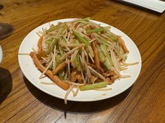 -泉畔人家·老济南经典鲁菜(大明湖店)