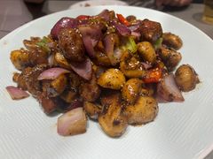 蘑菇牛籽粒-大闫家烧烤·小海鲜家常菜(郑庄店)