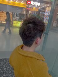 -川和潮人
