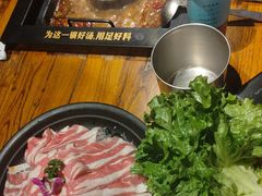 -老牌坊云南鱼豆花火锅(爱建店)
