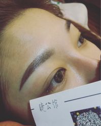 -睫乐园•睫公馆•美睫美甲沙龙