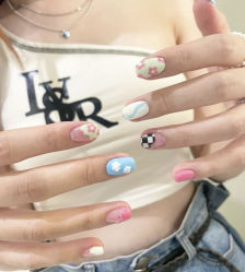 -七月美睫 美甲