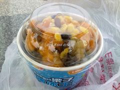 芒果红豆炼乳刨冰-梁子刨冰王&梁小糖(王顶堤店)