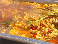 -老街烧烤大排档·地道湖北菜·龙虾馆(汉口火车站店)