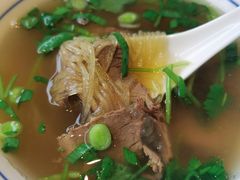 牛肉粉丝汤-鑫震源·苏式大虾生煎(山塘街店)
