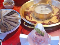 -小龙翻大江文化火锅(宽窄店)